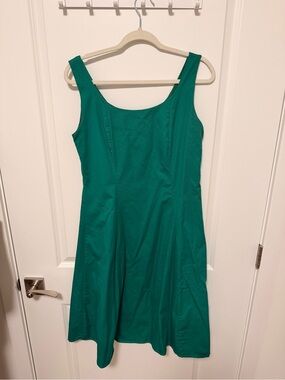 Sleeveless Emerald Green A-Line Dress
